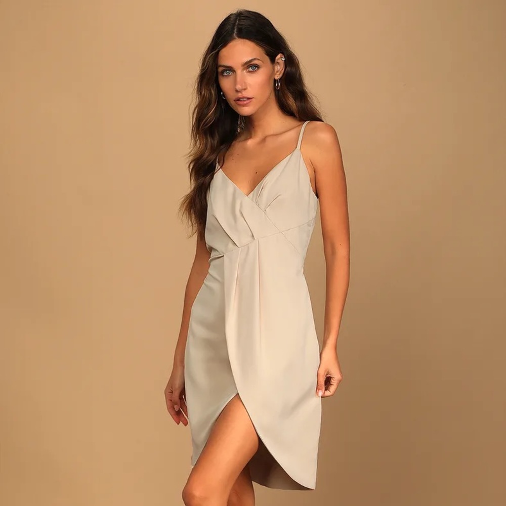 Lulus Beige Tulip Dress NWT